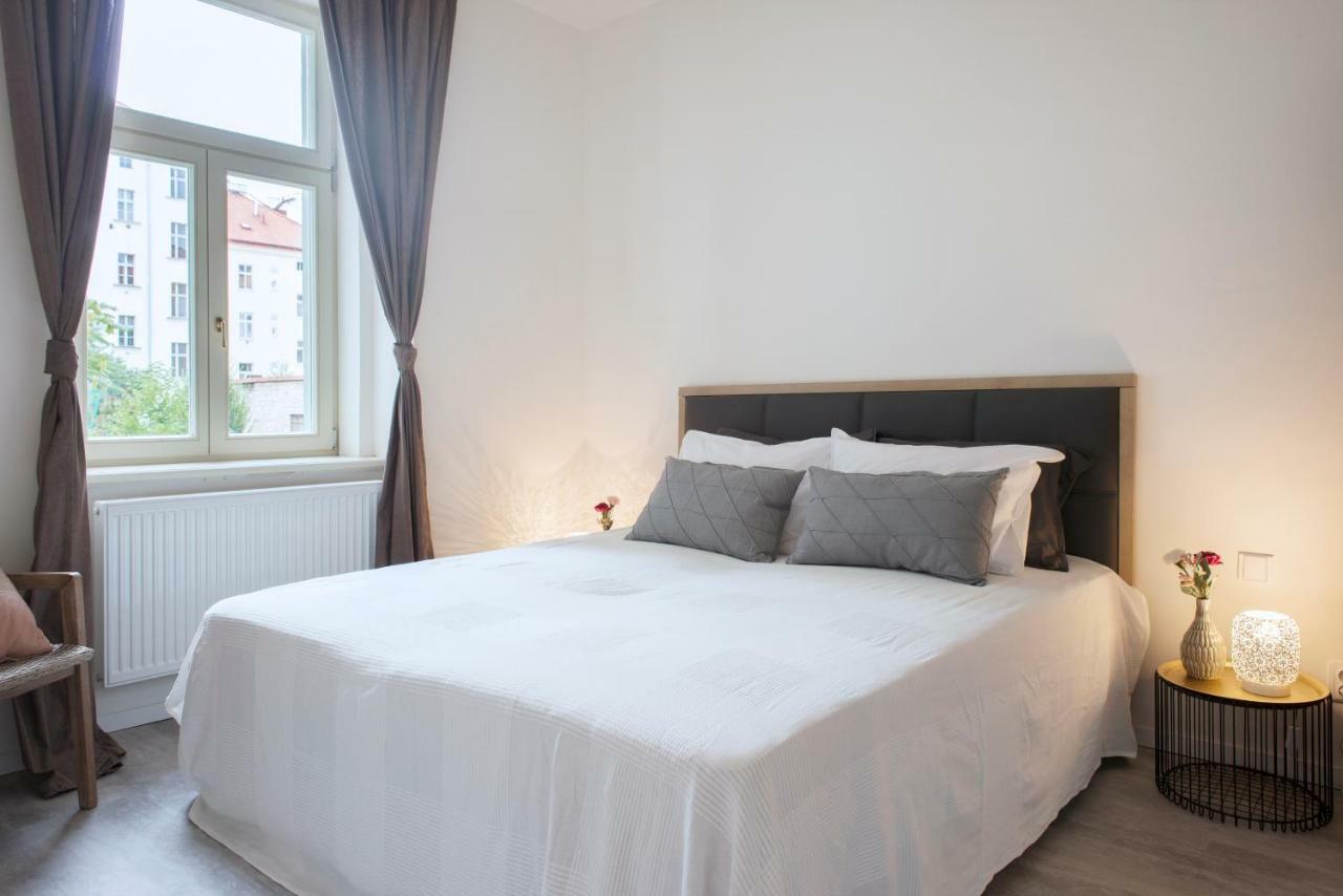 Kent Ridge Loft Apartment Prague Exterior photo