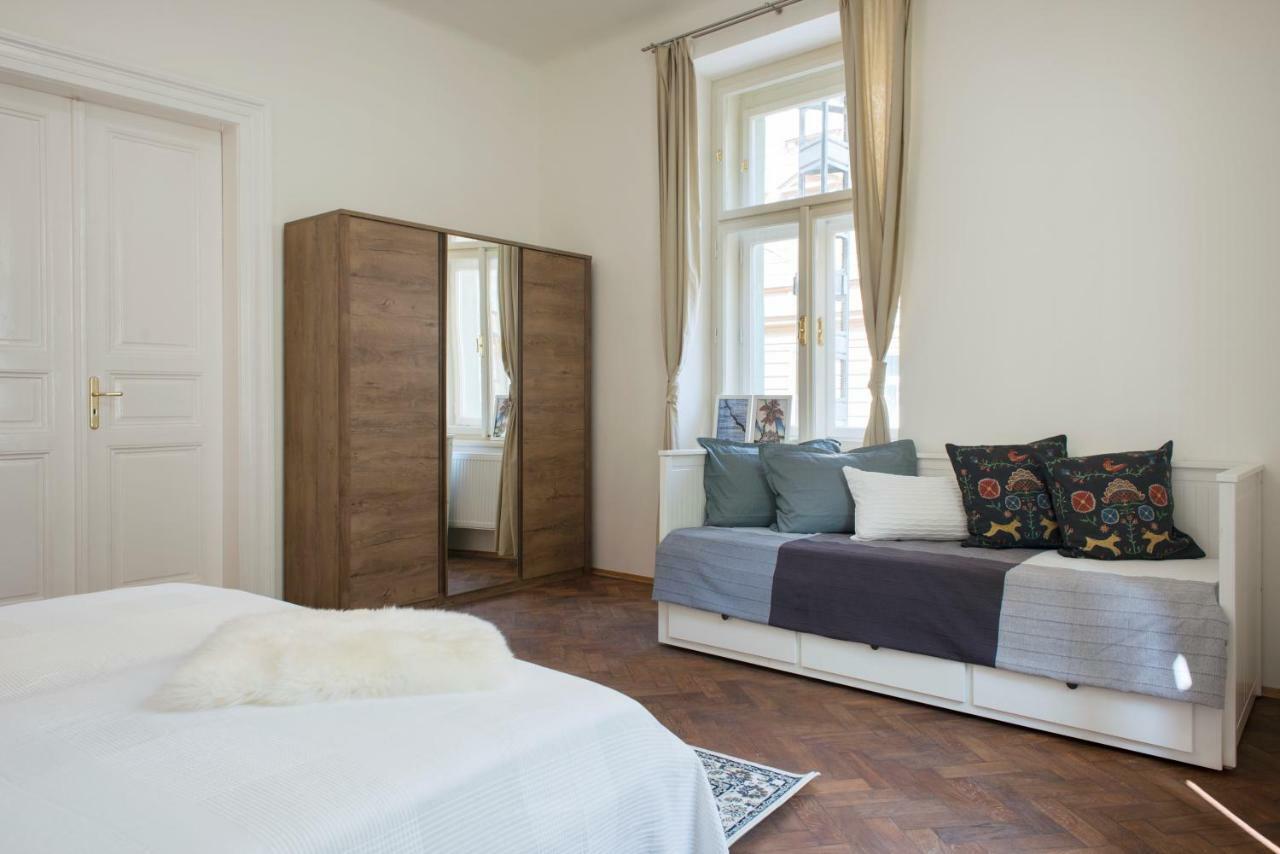 Kent Ridge Loft Apartment Prague Exterior photo