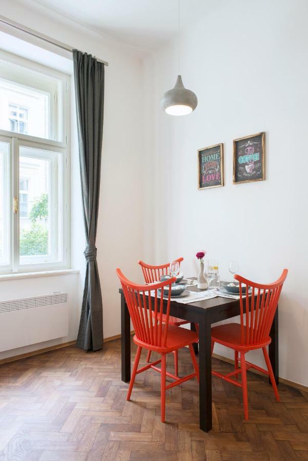Kent Ridge Loft Apartment Prague Exterior photo