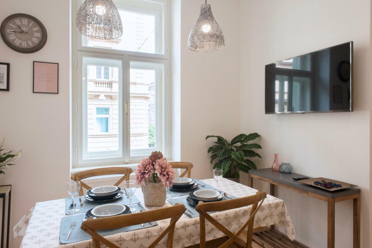 Kent Ridge Loft Apartment Prague Exterior photo